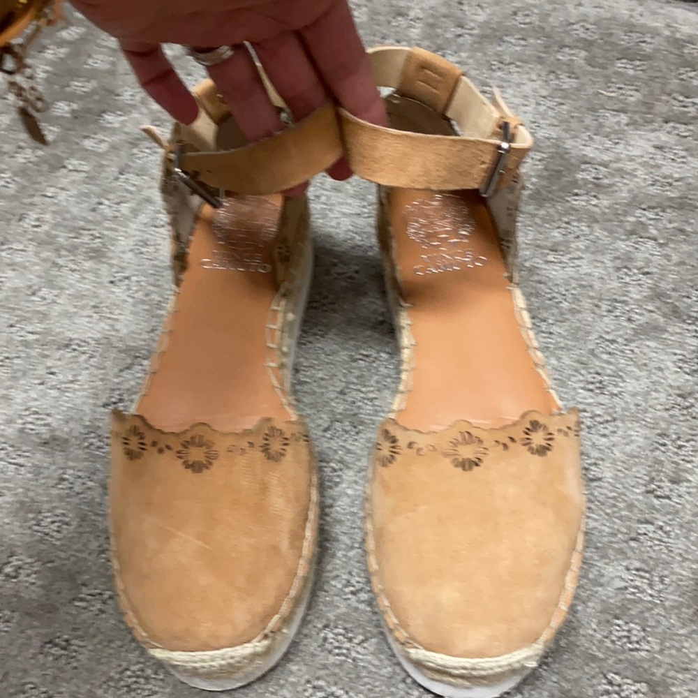 Vince Camuto Brendanna